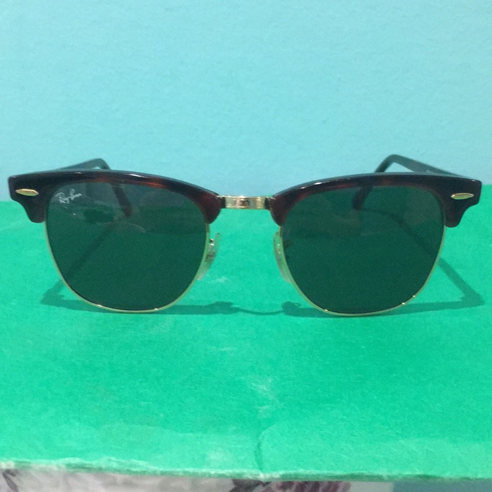Ray-Ban Sunglasses- Clubmaster Classic Style